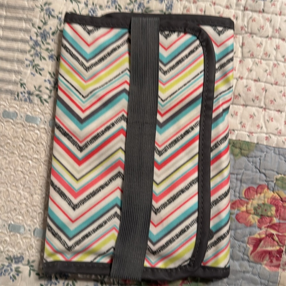 Thirty-one Pen Pencil Tablet Holder NWOT Elastic Closure Multi Colored - Picture 8 of 13